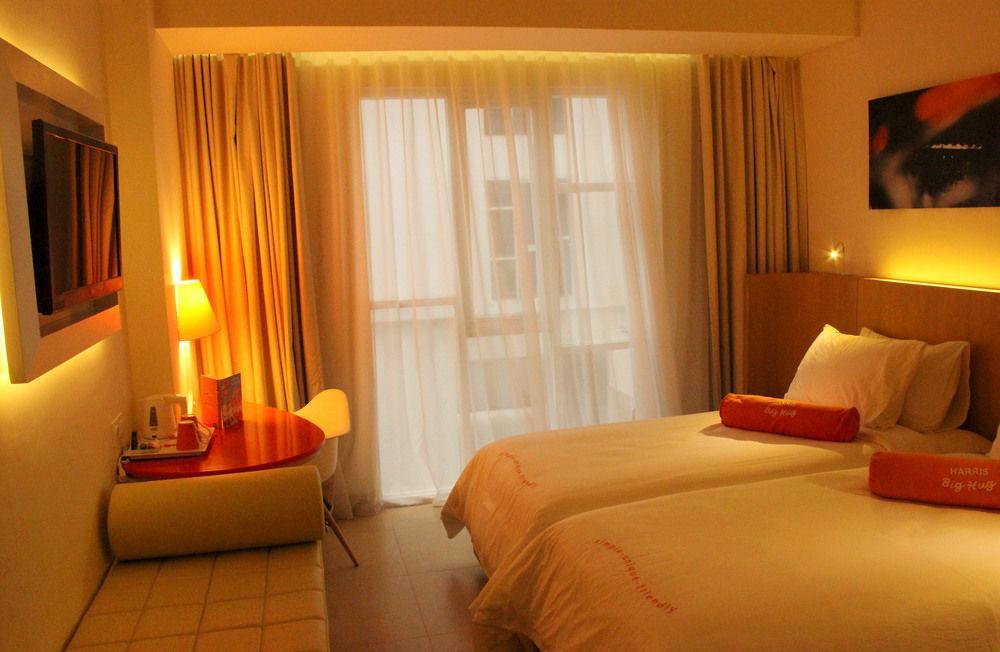 Harris Hotel Raya Kuta Lombok Kültér fotó
