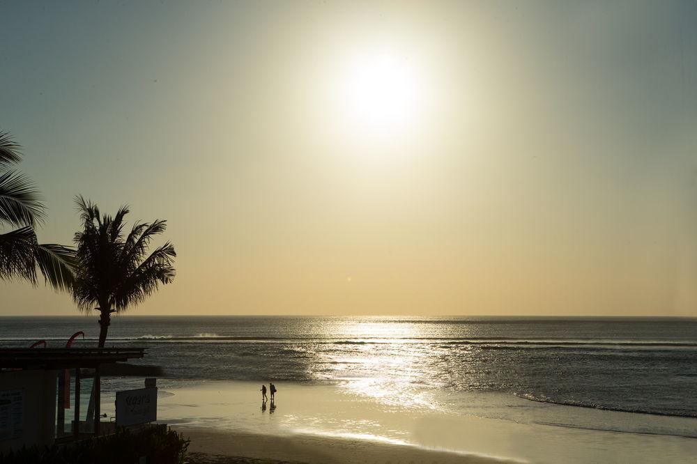 Harris Hotel Raya Kuta Lombok Kültér fotó