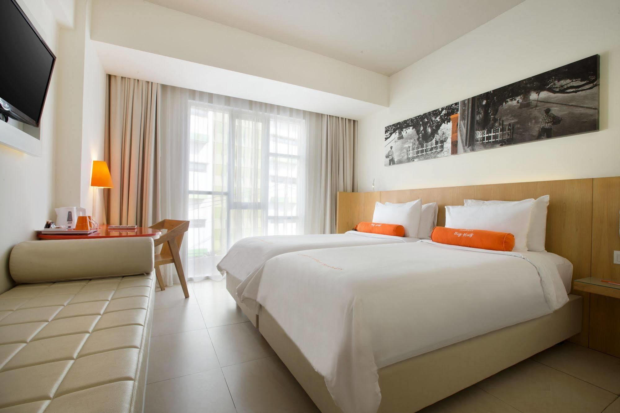 Harris Hotel Raya Kuta Lombok Kültér fotó