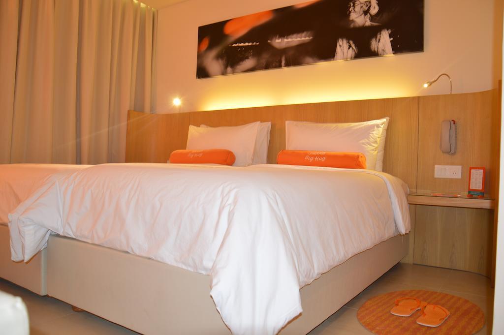 Harris Hotel Raya Kuta Lombok Szoba fotó