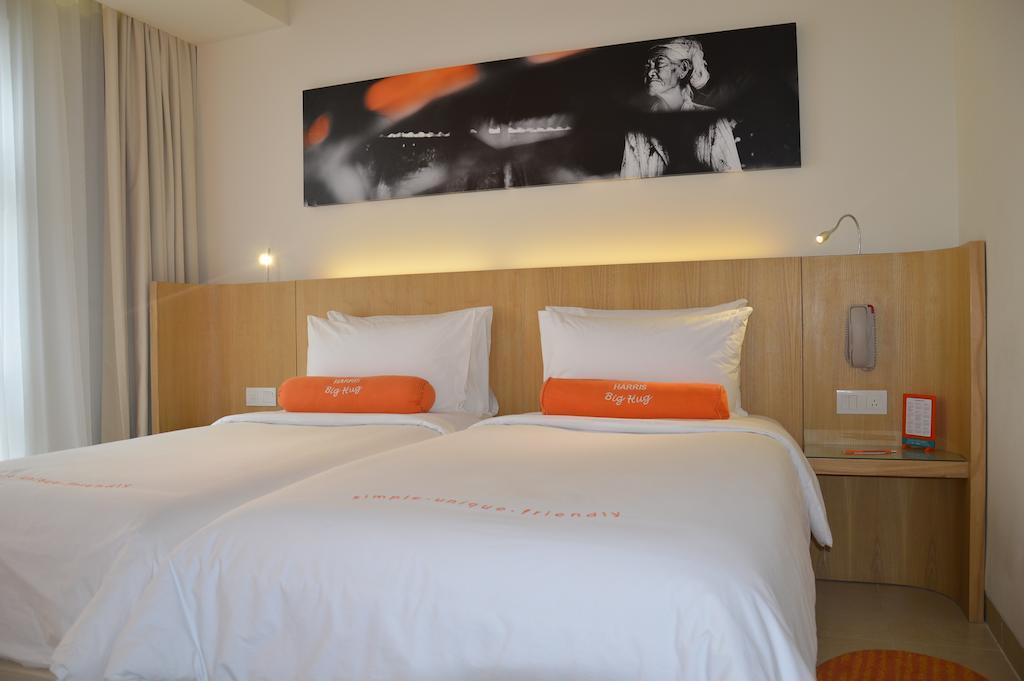 Harris Hotel Raya Kuta Lombok Kültér fotó